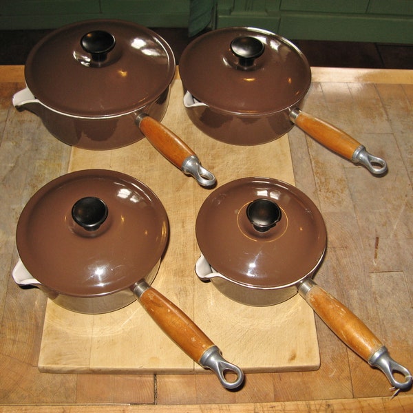 Set Of 4 Vintage French Le Creuset Brown Cast Iron Enameled Pouring Saucepans With Lids ~ 20 cm - 18 cm - 16 cm - 14 cm