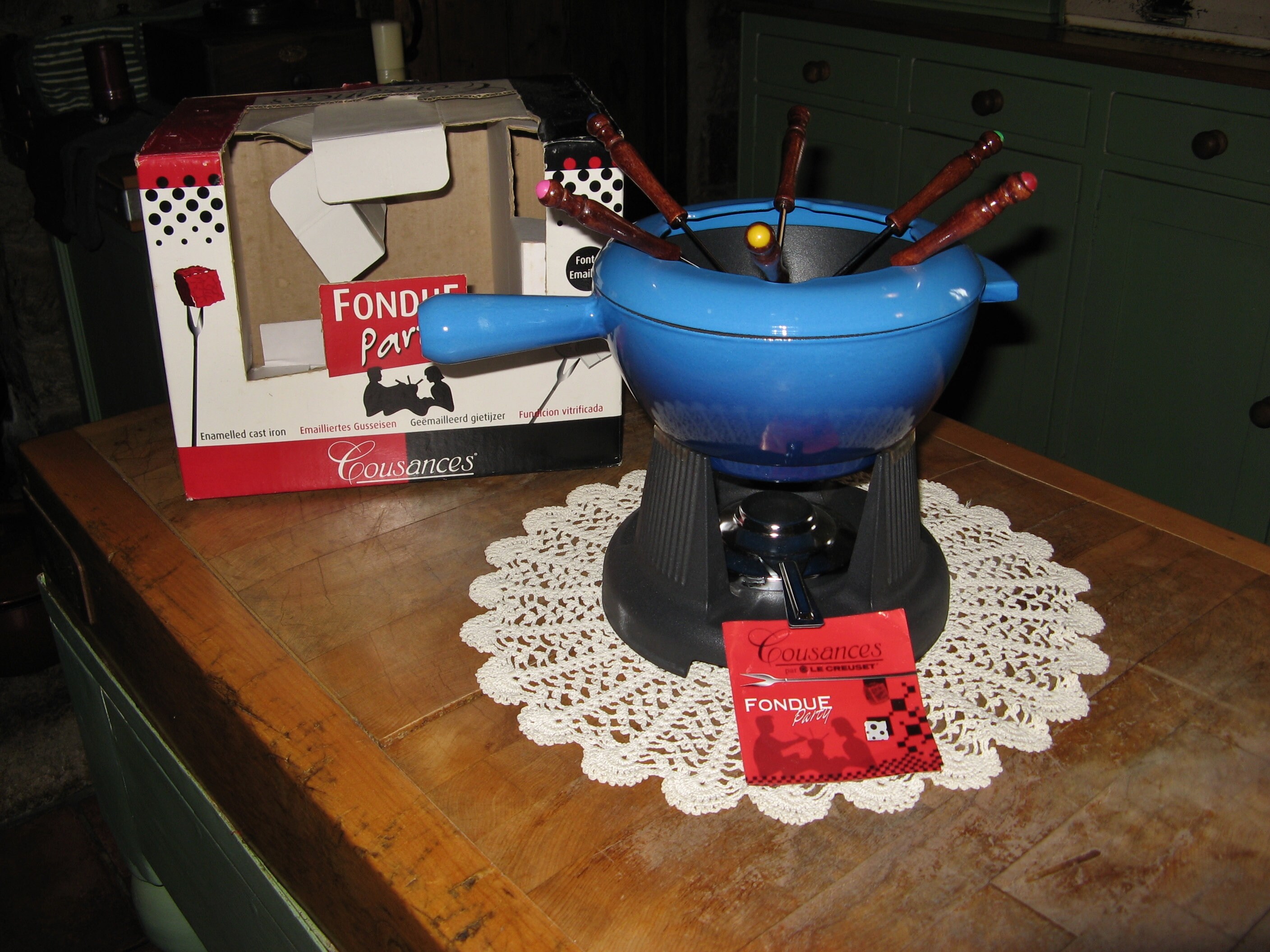 Vintage Français Boxed Cousances/Le Creuset Two Tone Blue Émaillé Cast Iron Fondue Set ~ Made in Fra