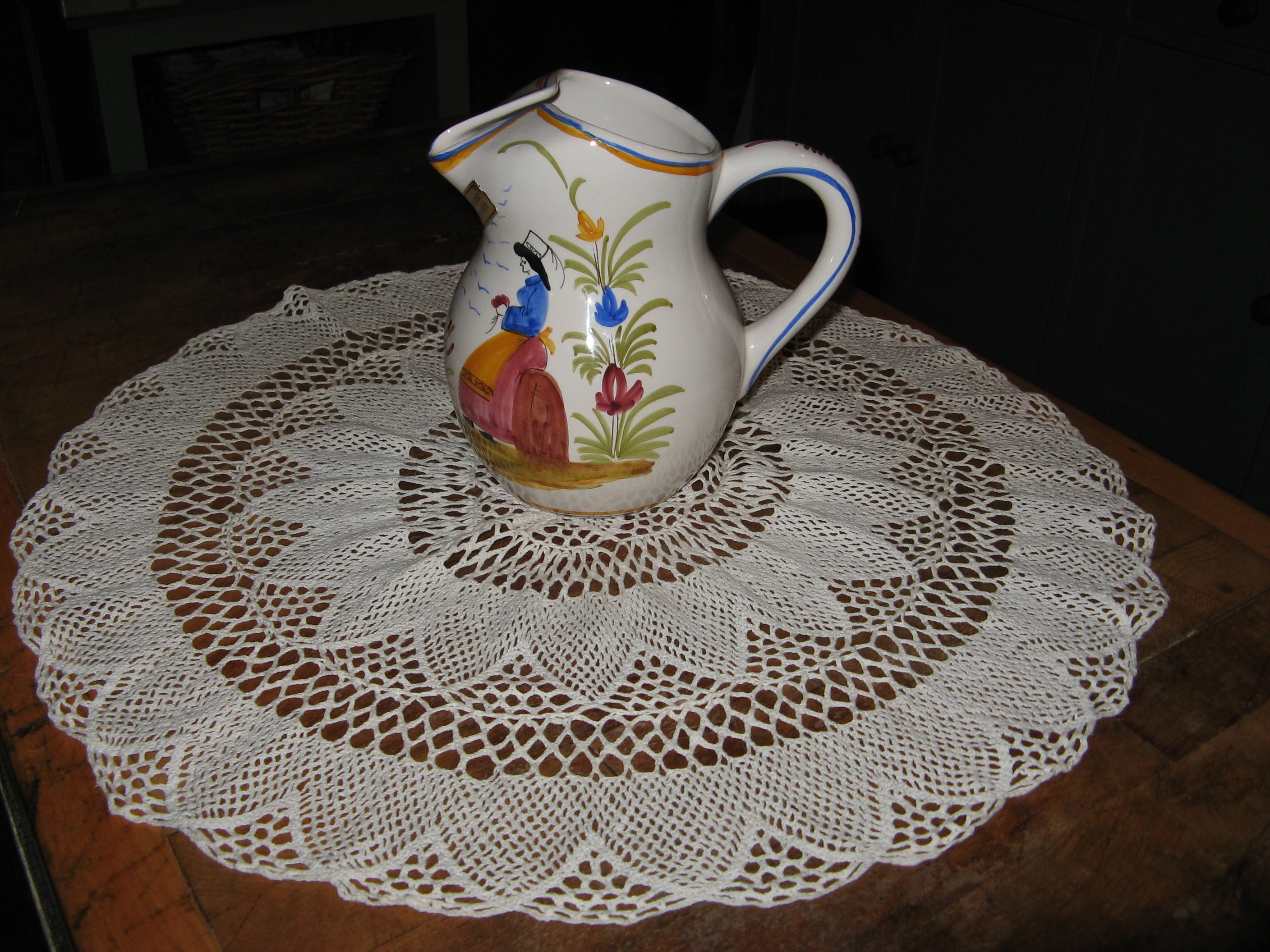 Vintage Français Peinture à La Main Faience Jug/Pitcher ~ Breton Design