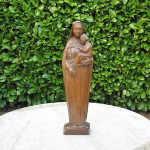 A Very Good Vintage French Hand Carved Wooden Figure Of Mary And Jesus