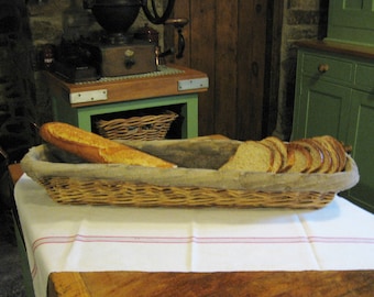 A Very Nice Original   French Bread Baguette Proving Basket Farmhouse Kitchen / Country Kitchen