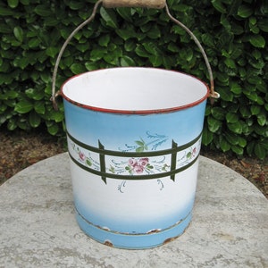 A Very Nice Vintage French Blue And White  Enamel Bucket  With Fence And Rose Design All Round