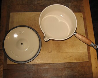Casserole LE CREUSET en fonte émaillée marron Made in France Vintage