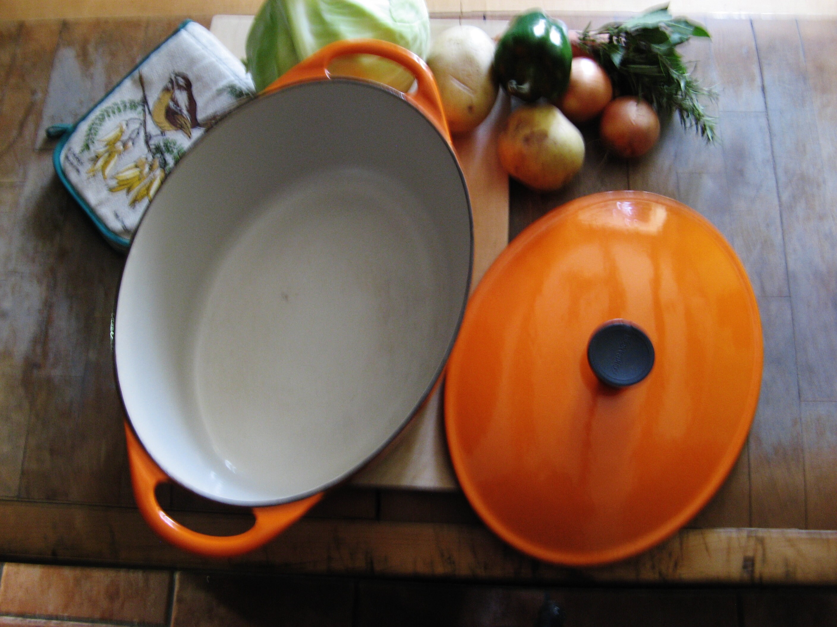 ANCIENNE COCOTTE EN Fonte COUSANCES N° 22 EUR 25,00 - FR