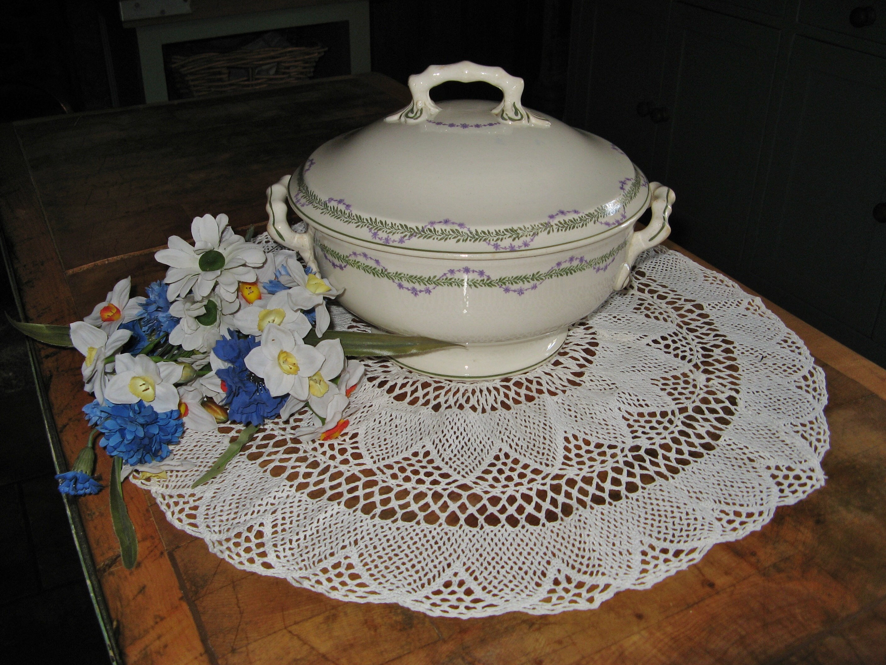 Belle Antique Français Longwy Grande Soupe à La Crème Pied Tureen/Soupier avec Couvercle ~ Loridan D