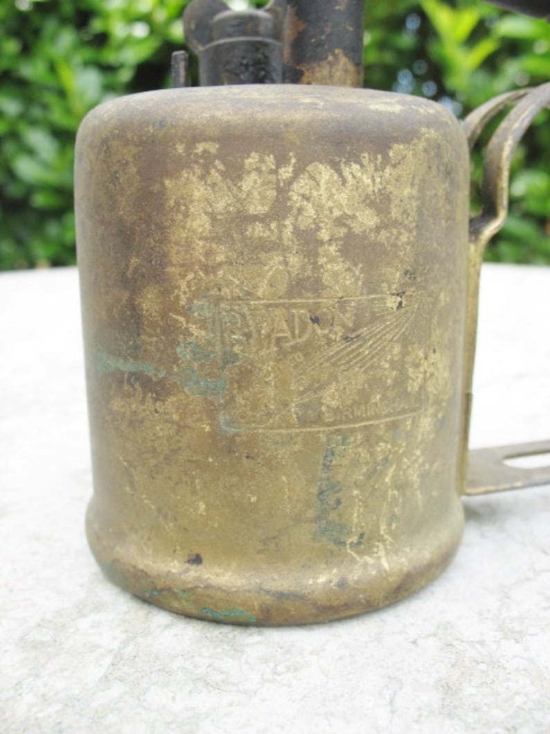A Rare Small Vintage Brass 14 Pint Petrol Blow Torch Blowlamp Stamped Bladon Made in England