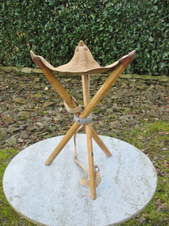A Nice Old French Wood and Canvas Folding Hunting / Fishing Stool Made by  Manufrance -  Canada