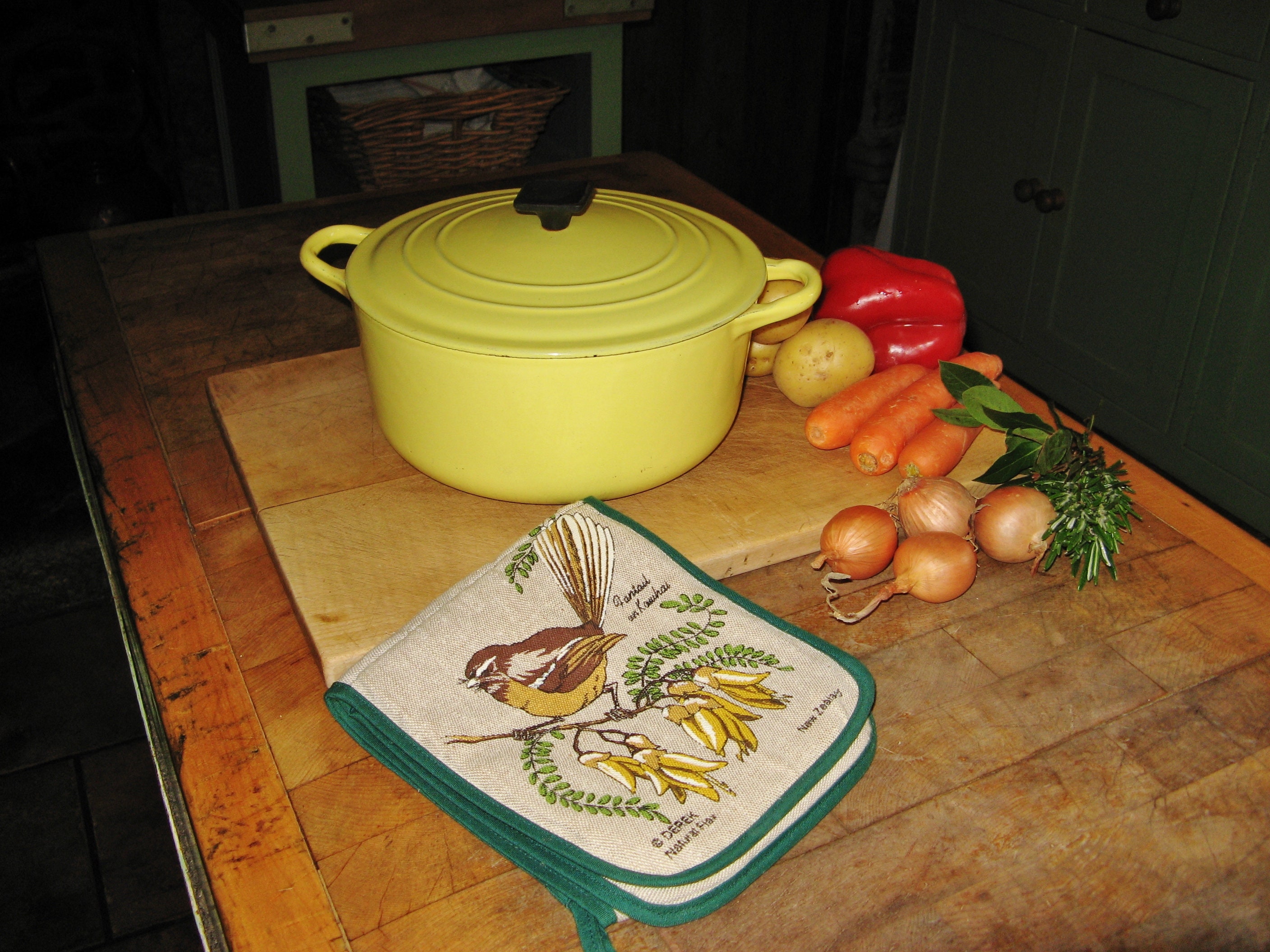 Vintage Le Creuset Dutch Oven Elysees Yellow 2.5 Qt A * Elysses Pale  Yellow