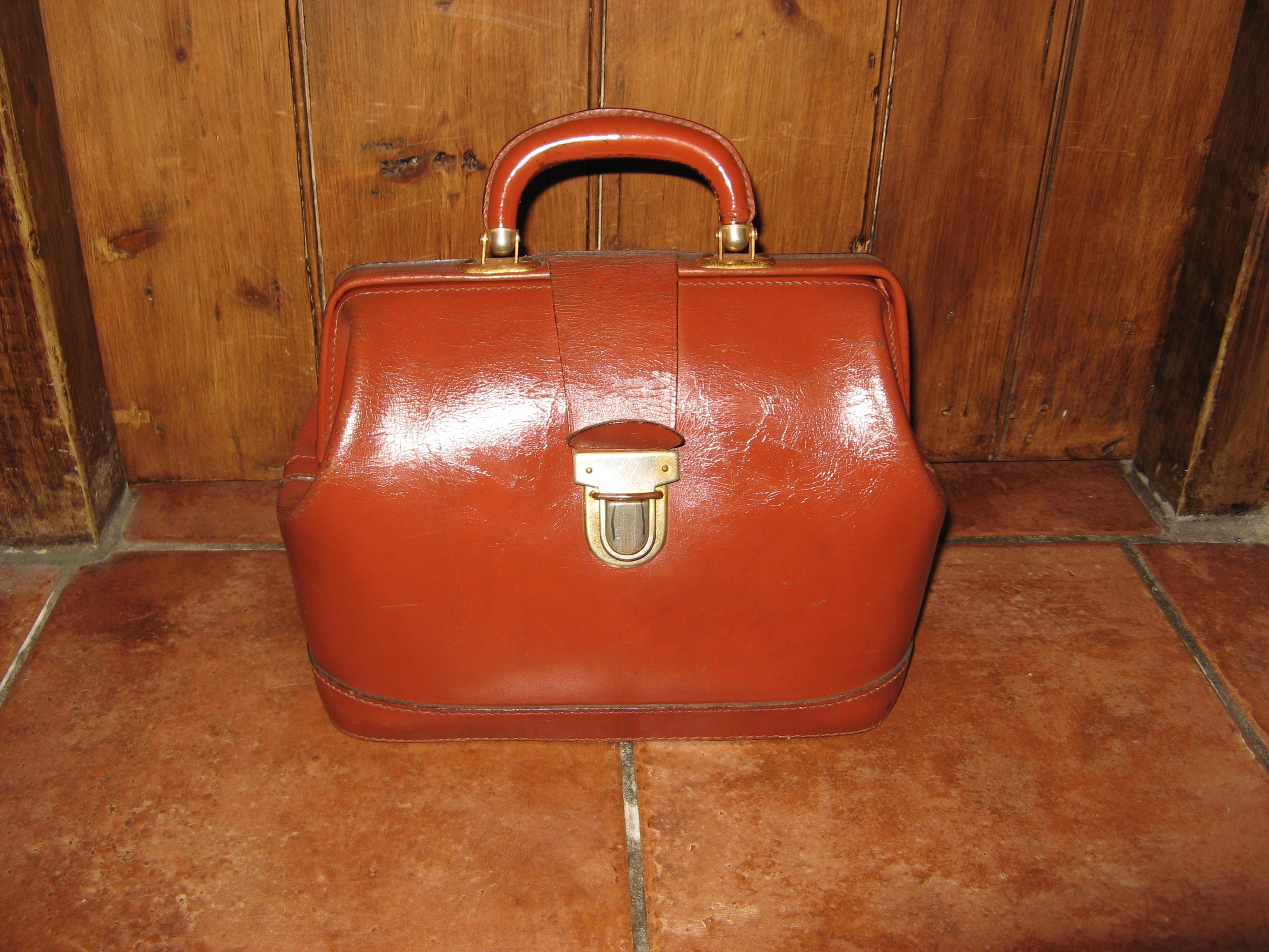 Een grote vintage Franse Tan Gladstone Bag Weekend Bag ~ 1970's Overnachting Tassen & portemonnees Bagage & Reizen Weekendtassen 