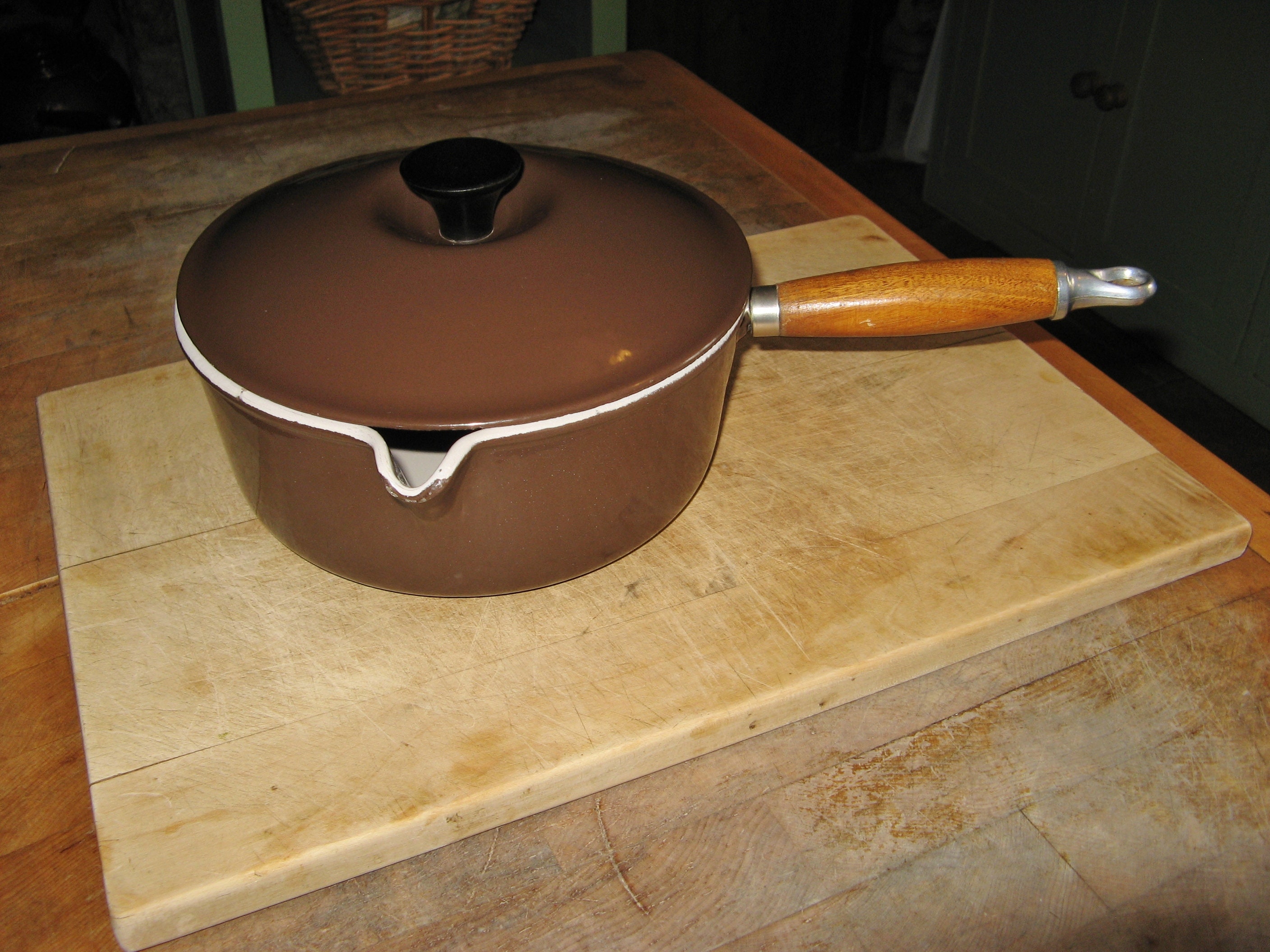 casserole le creuset vintage en fonte émaillée marron avec couvercle, ~ 22 cm 1970, s cuisine de campagne