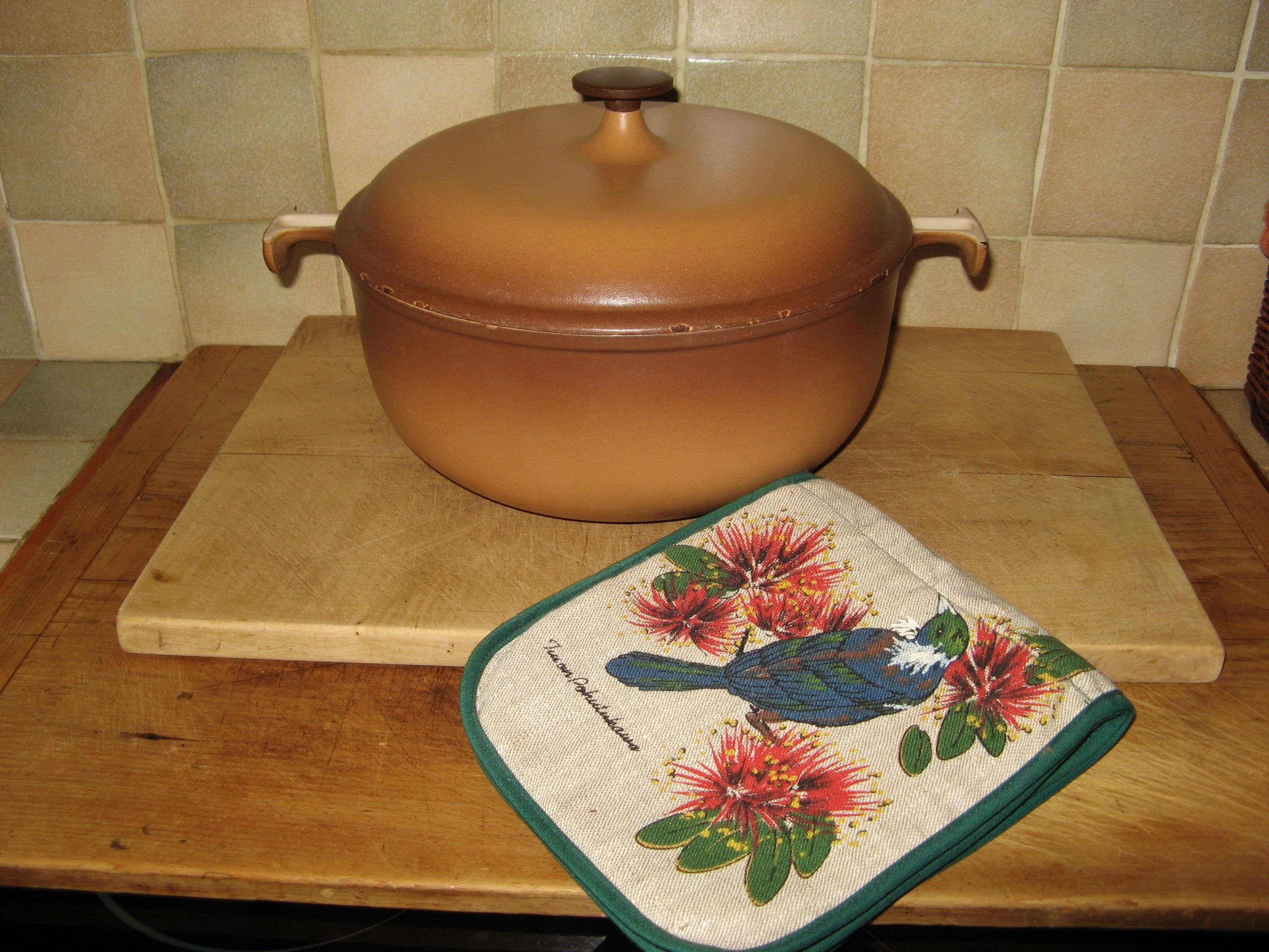 Vintage Français Le Creuset Enzo Mari La Mama Gamme Ronde en Fonte Four Hollandais/Casserole avec Co