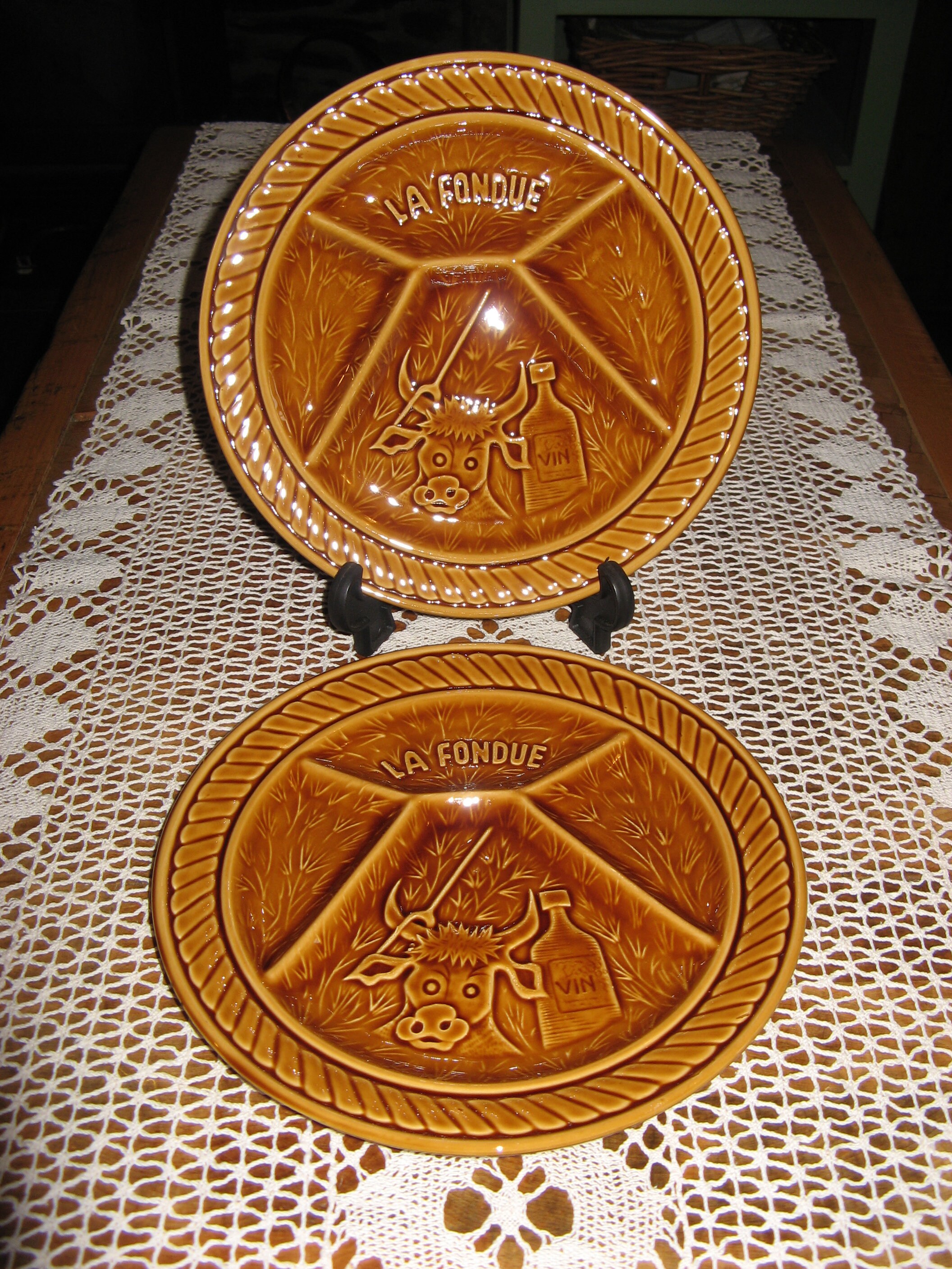 Vintage Français Sarreguemines La Fondue Divided Platesmd Ensemble de 2 Assiettes - Tan Colour Treac