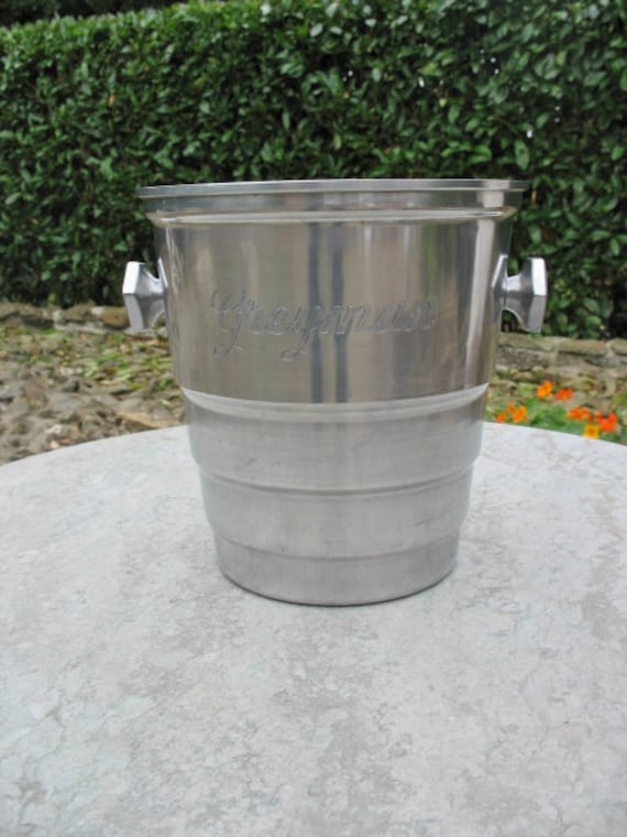 Un Joli Français Art Déco Aluminium Champagne Seau à Glace Gravé Greyman