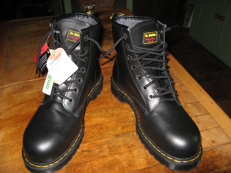 Black Leather Dr Martens Industrial Steel Toe Boots Size Uk 10 ~ EU 45 ~ USM 11 ~ USL 12 ~ Deadstock ~ Old New Stock ~ With Tags