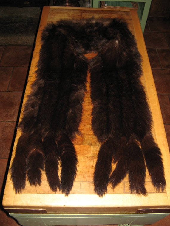 A Beautiful Vintage French  Very Long Mink Fur St… - image 5