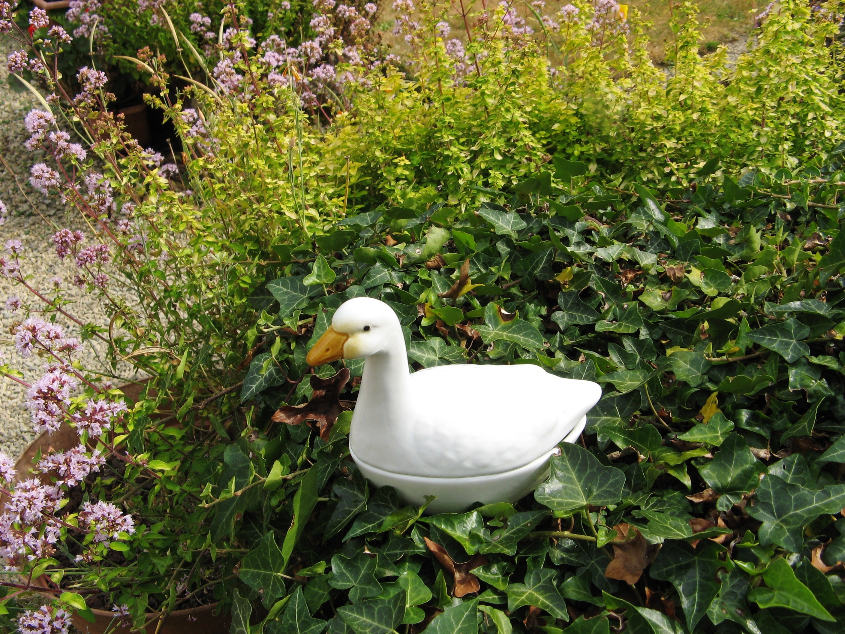 une faïence peinte à la main française vintage/majolica goose terrine ~ michel caugant 1970, s french country kitchen