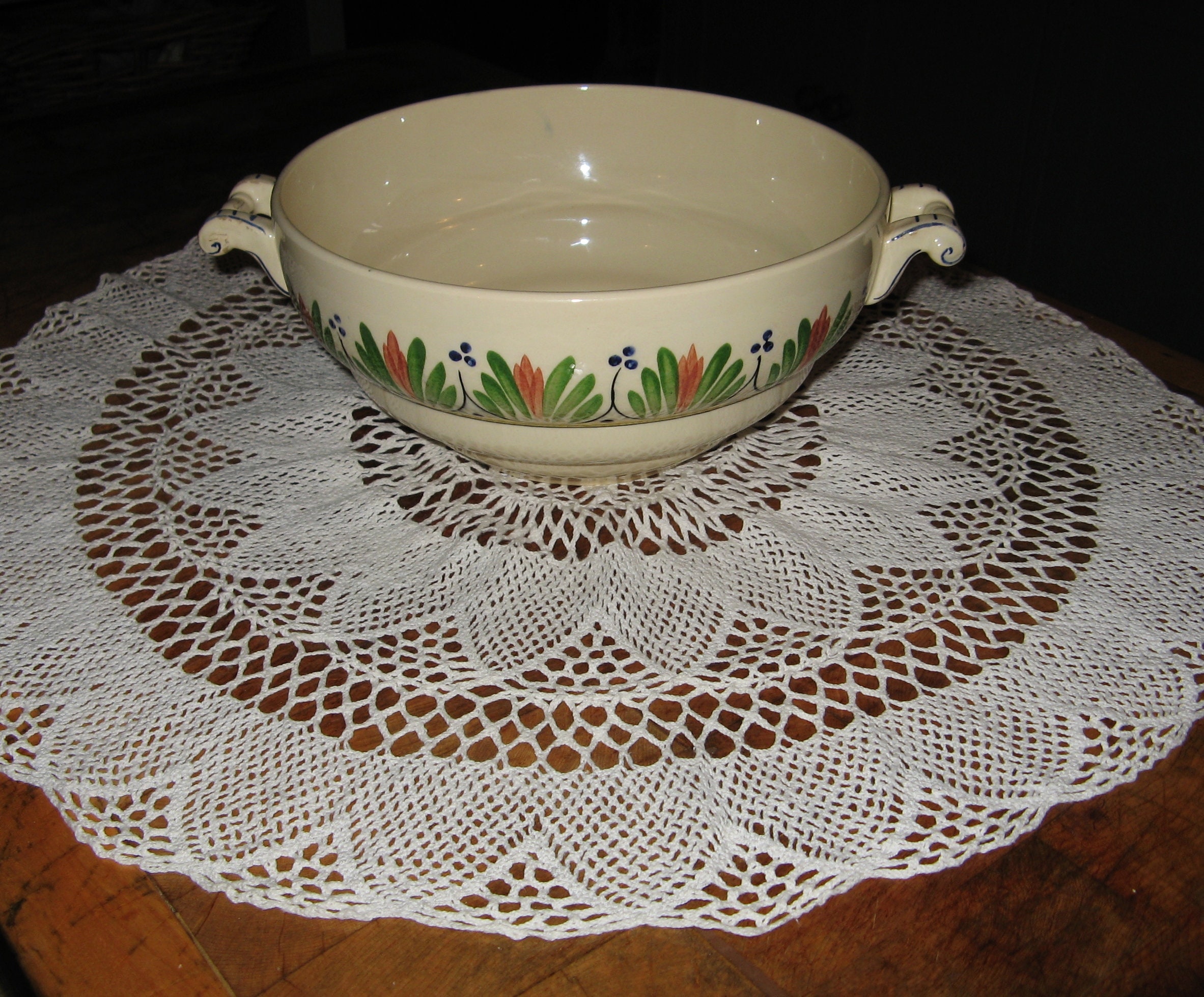 A Beautiful Vintage Français Longchamp Large Ironstone Salad Bowl - 1950's/1960's