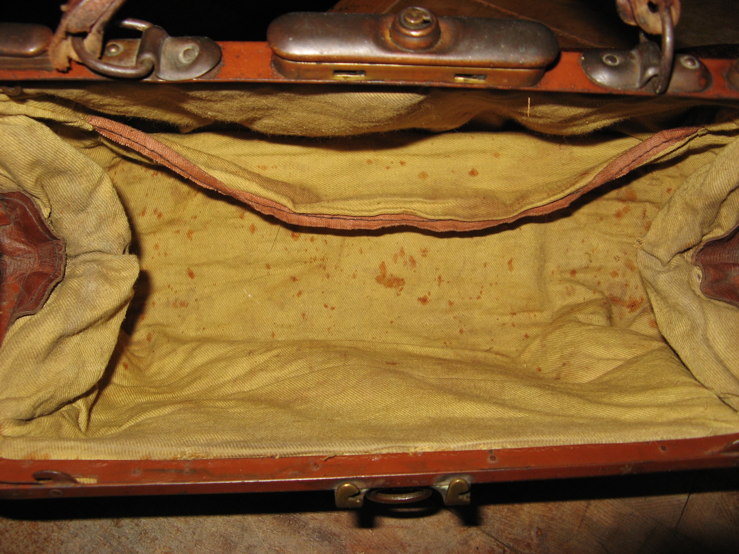 Antique Leather Gladstone Bag