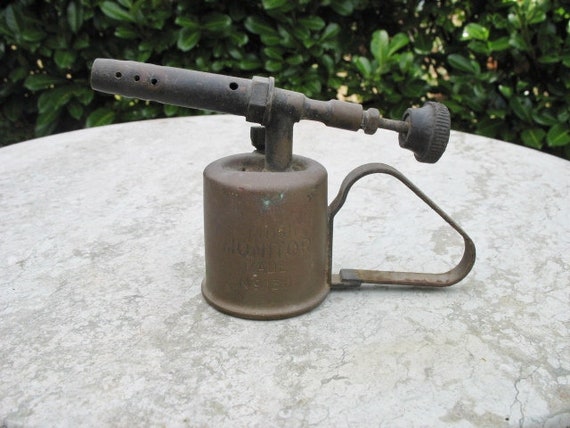 A Rare Small Vintage Brass 14 Pint Petrol Blow Torch Blowlamp Stamped Bladon Made in England