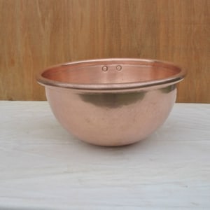 A Lovely Professional Quality Early 1900s  French Copper Cul De Poule / Mixing Bowl