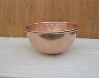A Lovely Professional Quality Early 1900s  French Copper Cul De Poule / Mixing Bowl