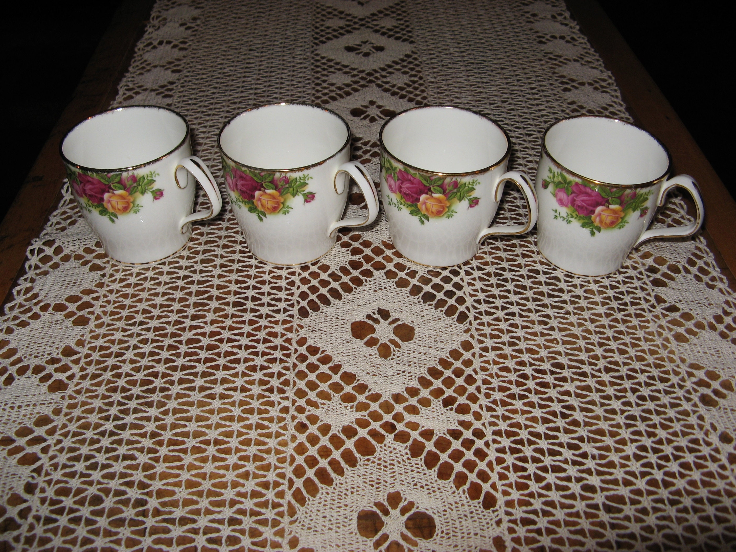A Set Of 4 Vintage Royal