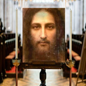 Shroud of Turin Jesus Face Canvas Print, Real Christ Image, Housewarming Gift, Christian Living Room Art Ready to Hang Religious Wall Decor.