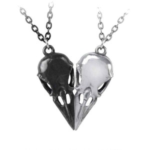 Coeur Crane Pendants, Couple's Friendship Pendants Made by Alchemy England with Chains and Presentation Box