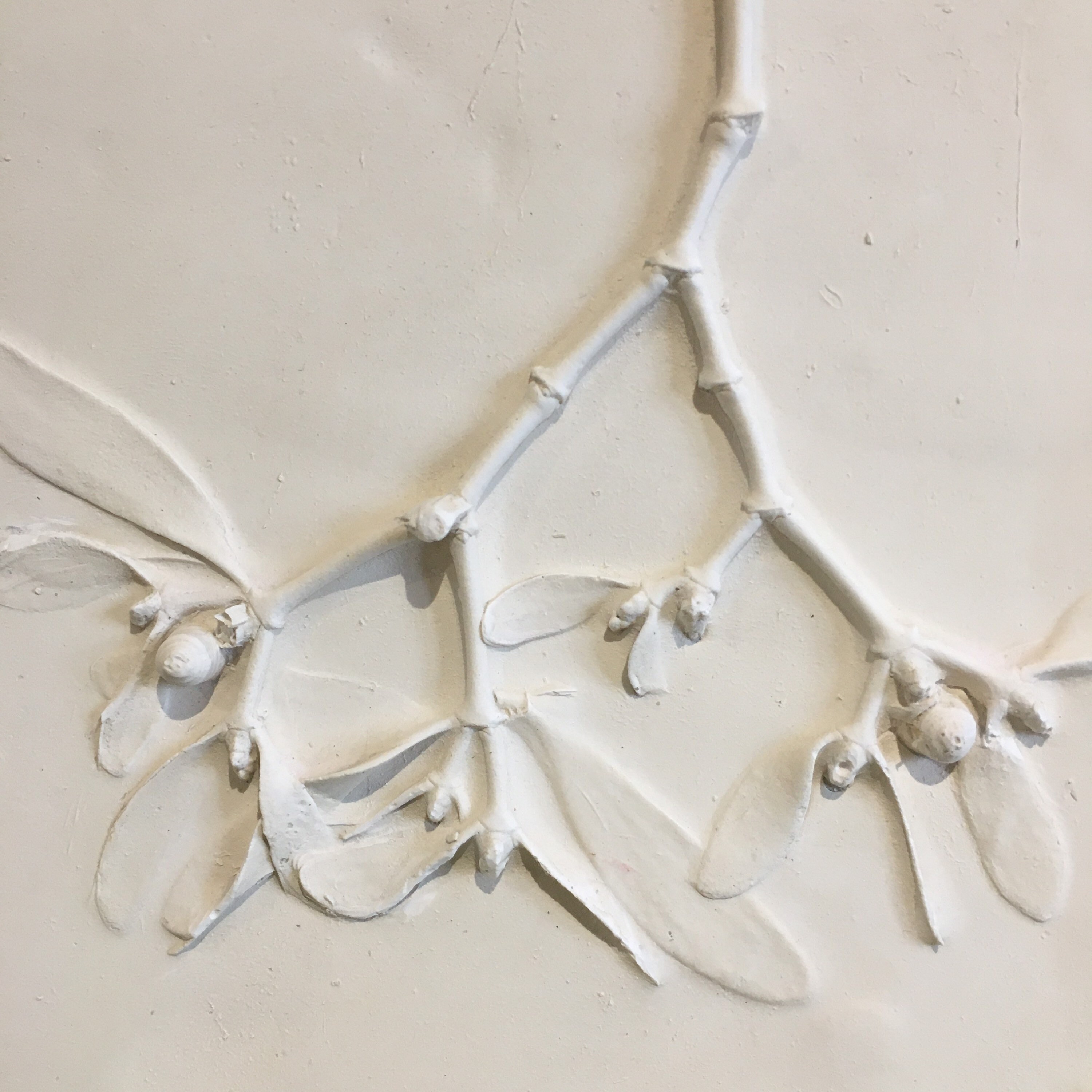 Gui en Bas Relief | Edition Limitee