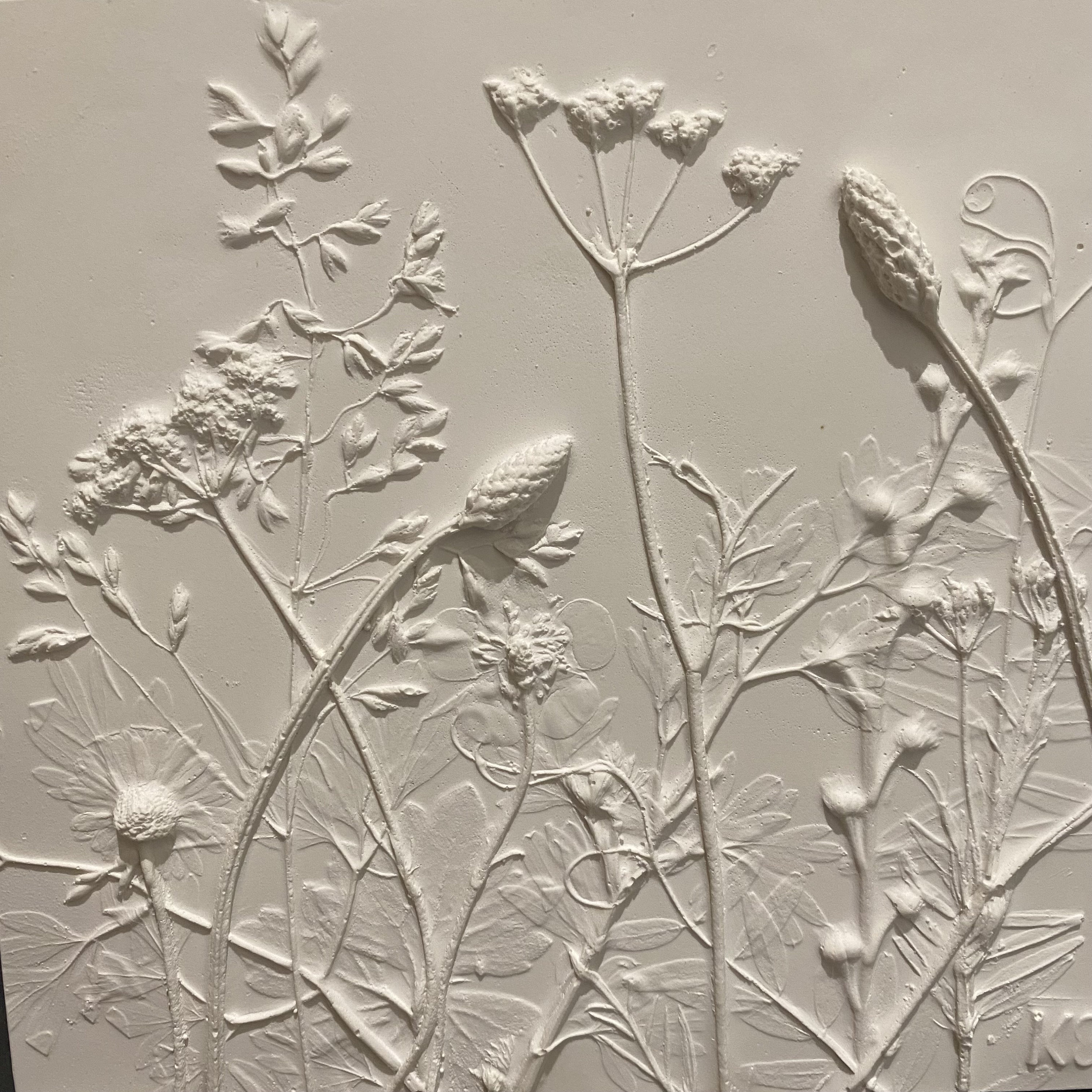 バッカスのモルタルレリーフ Wild Garden III. Botanical Bas Relief Tile, Hand Made, Plaster Art