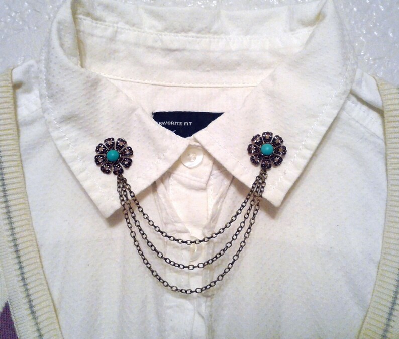 Turquoise Daisy Collar Pins Boho Chic Sweater Clips Flower Sweater Pins Antique Brass Daisy Collar Brooch Hipster Collar Chain Lapel Pins