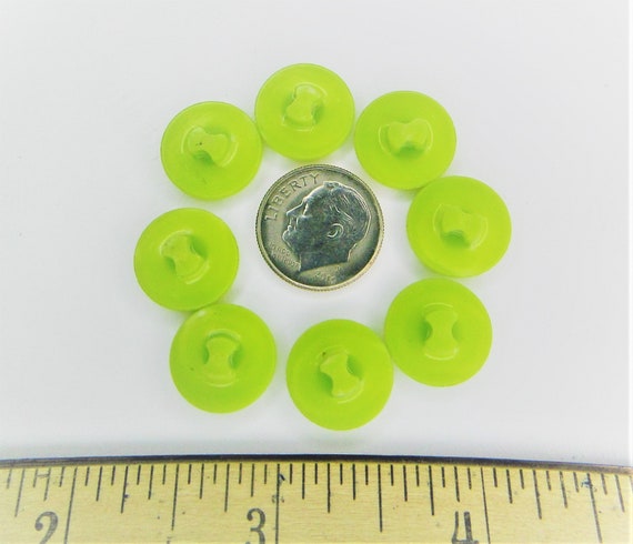 Green wire loop shank Buttons for Sewing Knitting Jewelry and Bead crafting Vintage buttons
