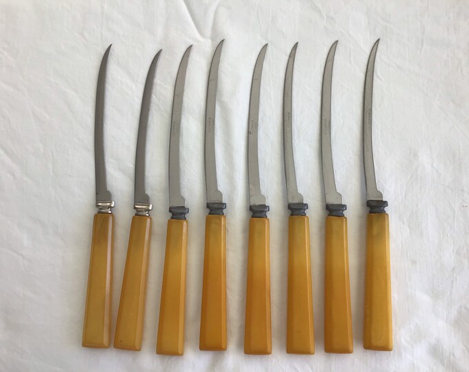 Collection of Eight Henrys Original Tomato and Steak Knives, Circa