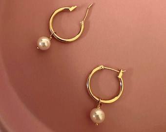 Elegant Pearl Earrings, Pearl Hoop Earrings, Mini Pearl Earring, Pearl Huggie Earrings, Small Pearl Hoop Earrings, 14k Plated Sterling Silve