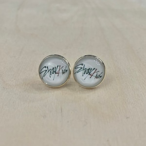 Stray Kids earrings