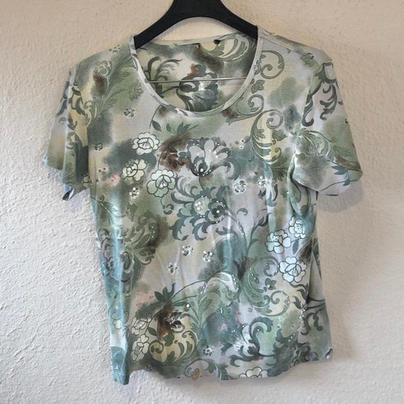 90s/Y2K floral/paisley sage green beaded top fits… - image 1