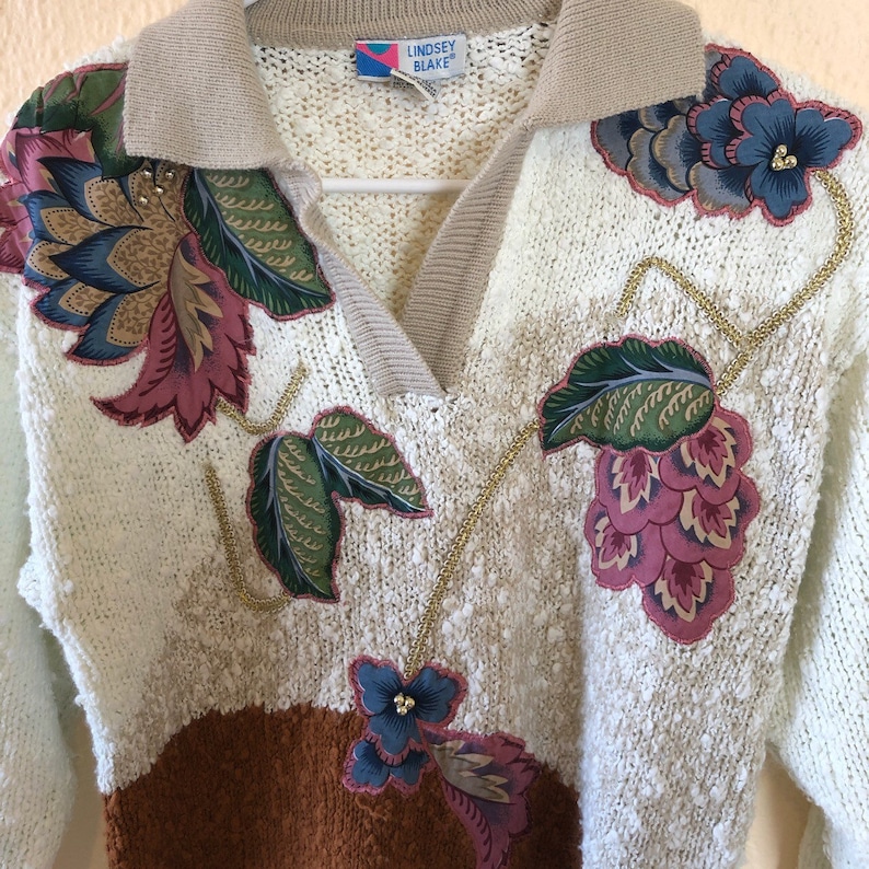 Vintage 90s floral embroidered sweater S