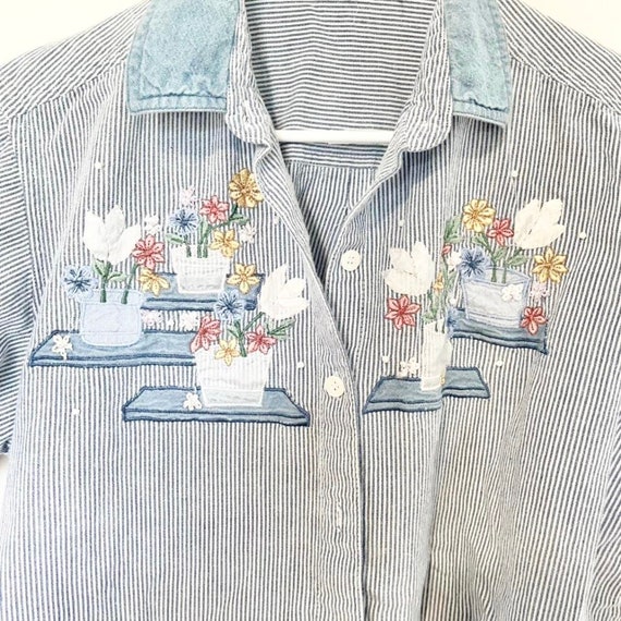 Vintage pastel embroidered denim grandma button u… - image 2