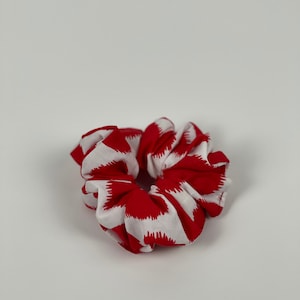 Red and White Cotton Scrunchie