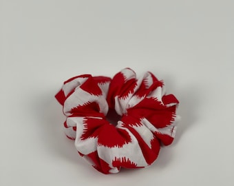 Red and White Cotton Scrunchie