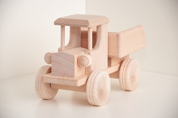 wooden tipper truck