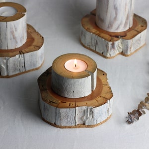 Set of 3 salvaged wood tealight holder, handmade candle holder from reclaimed wood, wabi-sabi style candle holder zdjęcie 2