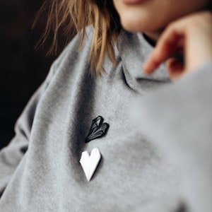 Origami Heart - Modern Brooch - Japaneese origami - Ceramic heart - Heart pin