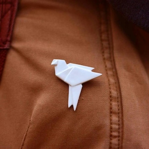 Origami brooch, origami marlet, origami bird, ceramic brooch, ceramic jewelry, nature accessories, ceramic pin, origami pin, bird brooch