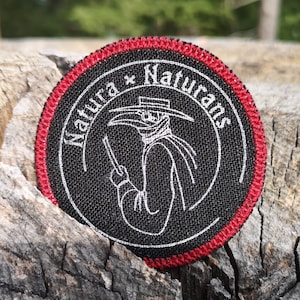 PLAGUE DOCTOR (linen patch) Ø 6.6 cm / 2.6 in