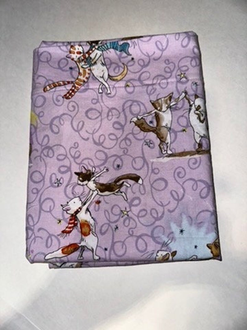 Cat Pillowcase, Handmade Pillowcases, cat Pillowcases, kittens pillowcases, vintage Pets pillowcases, cotton pillowcases, pillowcover image 1