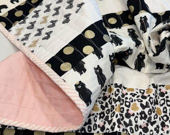 Minnie Mouse Pink Girl Quilt