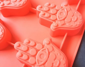 Price drop - Hamsa Silicone Mould - 8 cavities - 65gr / cavity