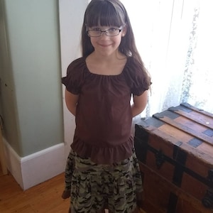 Brown Peasant Blouse, Size 7/8 Girls