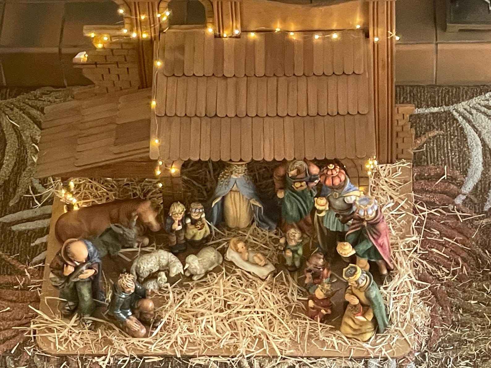 RARE Hummel 260 Jumbo Nativity Set 16 Pieces With Original Crèche Manger